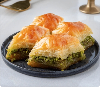 Taze 500 Gr Fıstıklı Şerbetli Baklava pasta